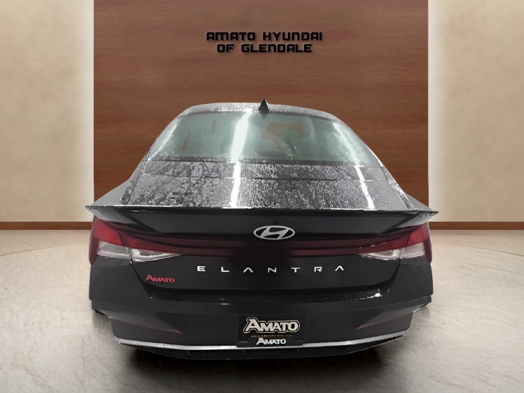 New 2026 Hyundai Elantra SEL Sport FWD image 5