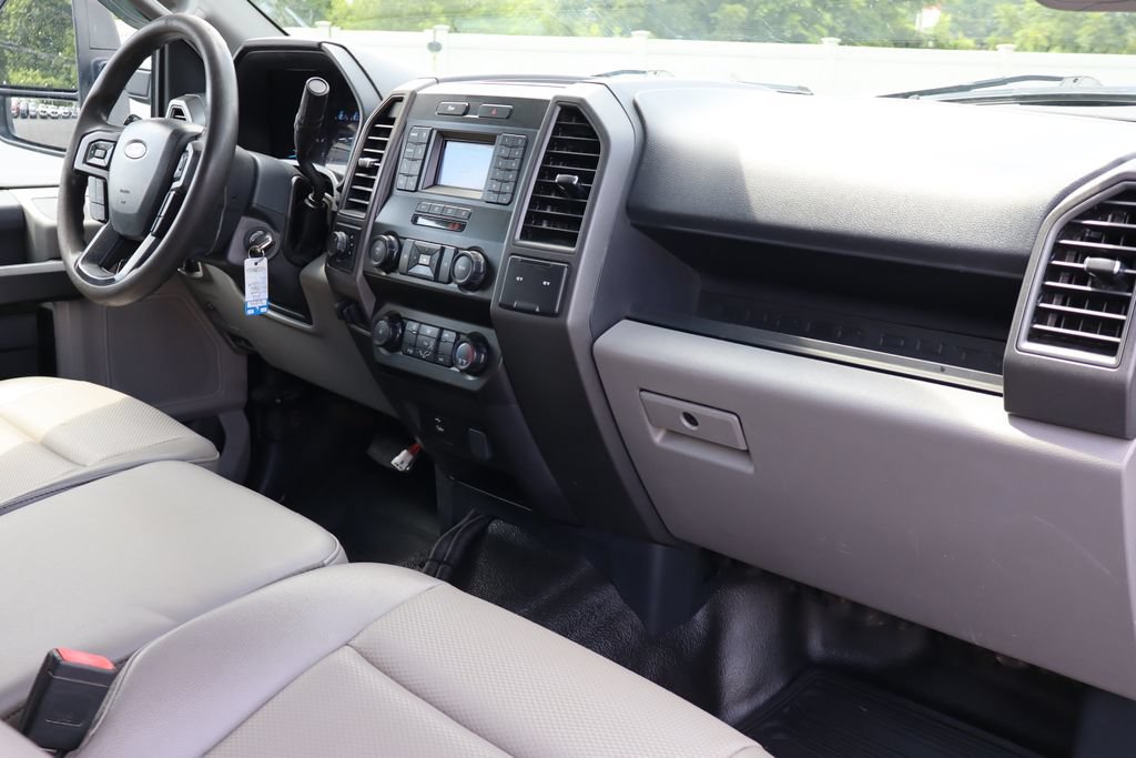 Used 2022 Ford F550 4x4 SuperCab Super Duty image 34