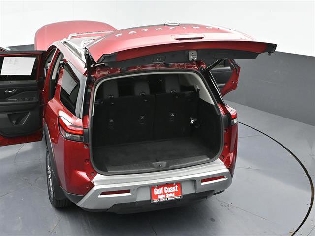 Used 2023 Nissan Pathfinder SL image 54