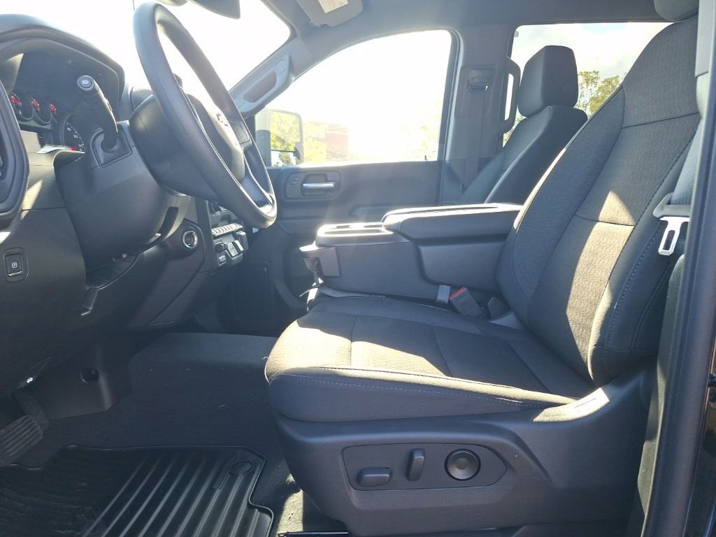 New 2026 Chevrolet Silverado 2500 Custom w/ Custom Value Package image 12