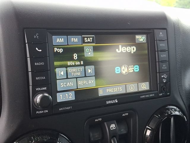 Used 2017 Jeep Wrangler Unlimited Sahara AWD/4WD image 3