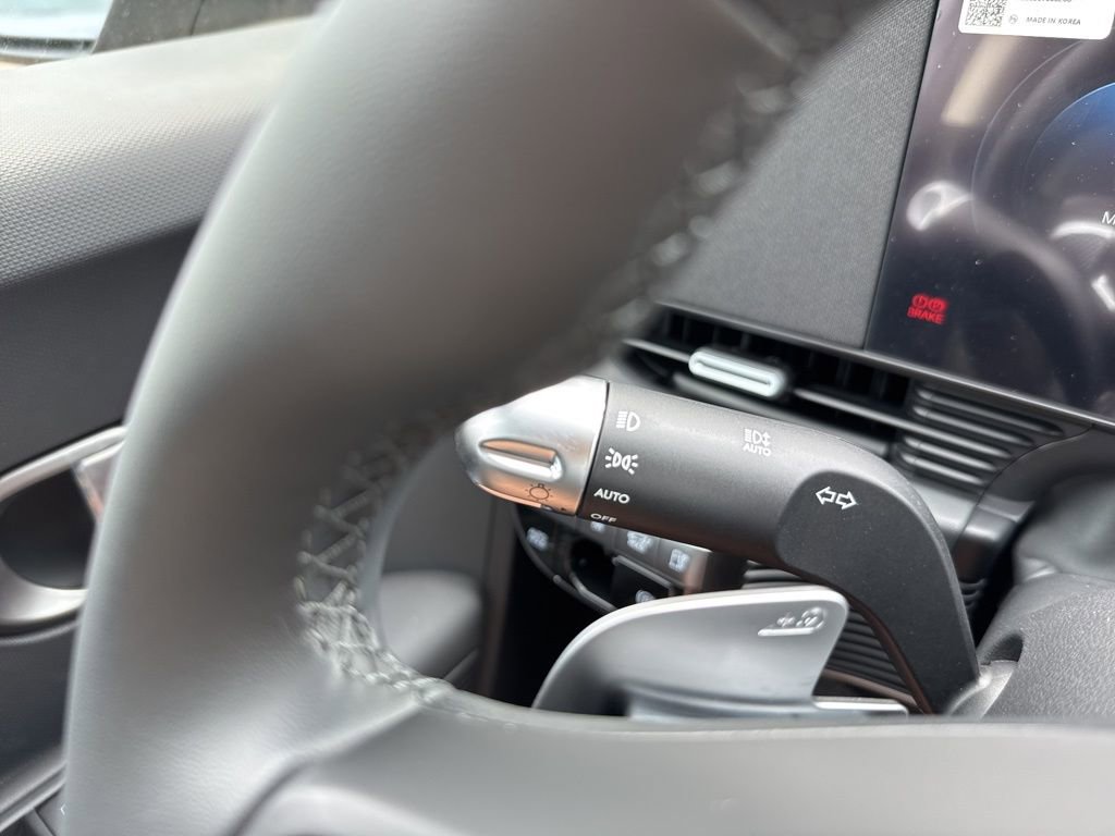 New 2025 Hyundai Ioniq 5 SEL image 33