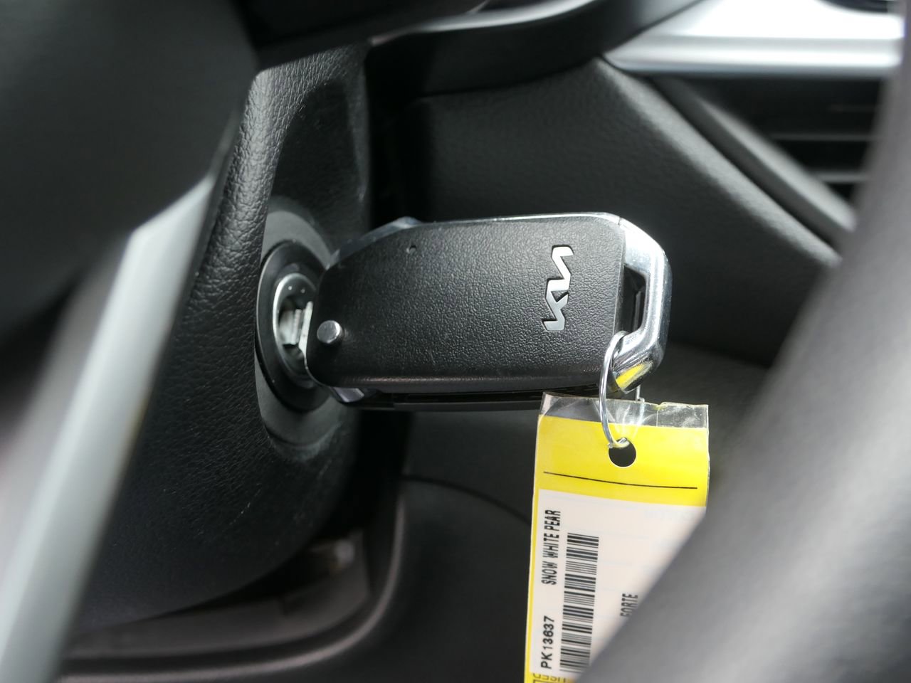 Certified 2024 Kia Forte LXS image 15