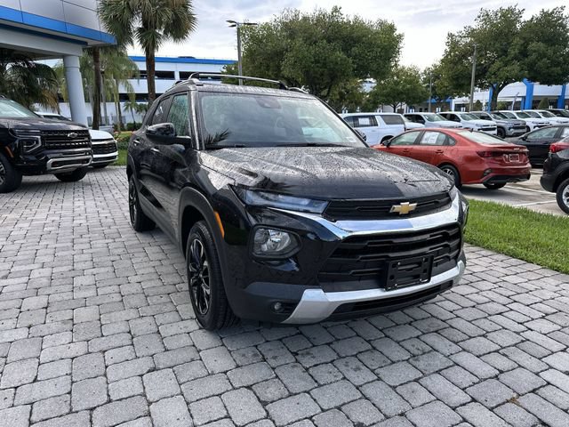Used 2021 Chevrolet TrailBlazer LT w/ Convenience Package AWD/4WD image 17