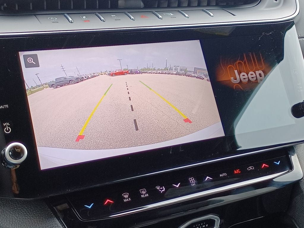 New 2026 Jeep Grand Cherokee Limited AWD/4WD image 18