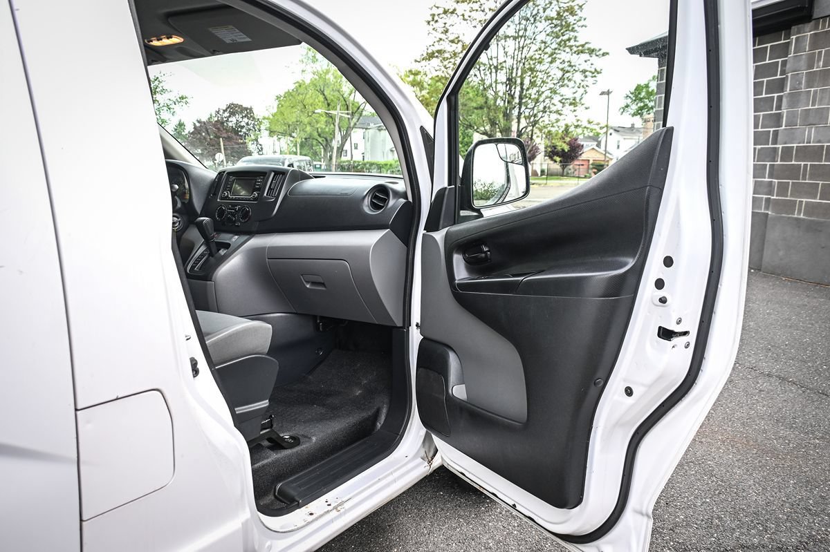 Used 2019 Nissan NV200 S FWD image 17