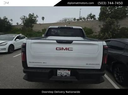 Used 2026 GMC Sierra EV Elevation AWD/4WD image 5
