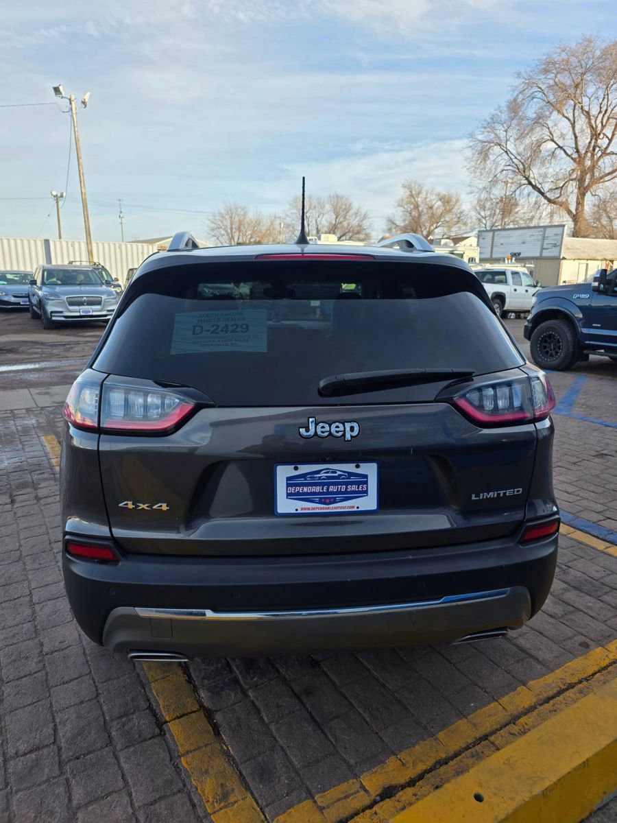Used 2019 Jeep Cherokee Limited image 5