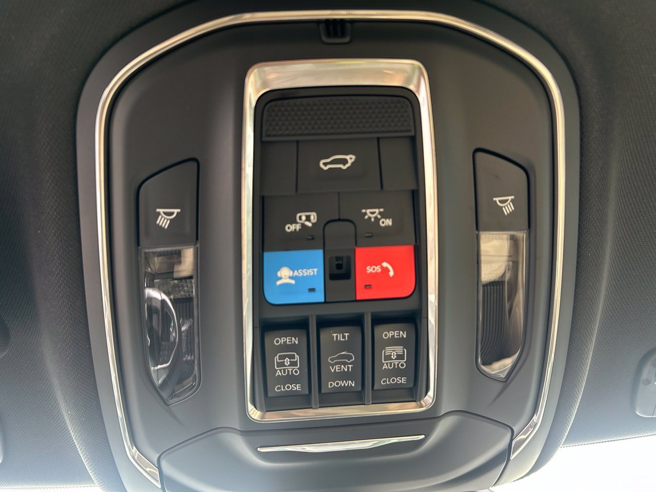 New 2027 Jeep Grand Cherokee Limited AWD/4WD image 21