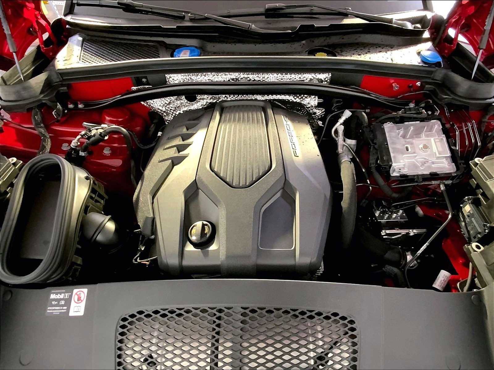 New 2025 Porsche Macan Turbo image 21