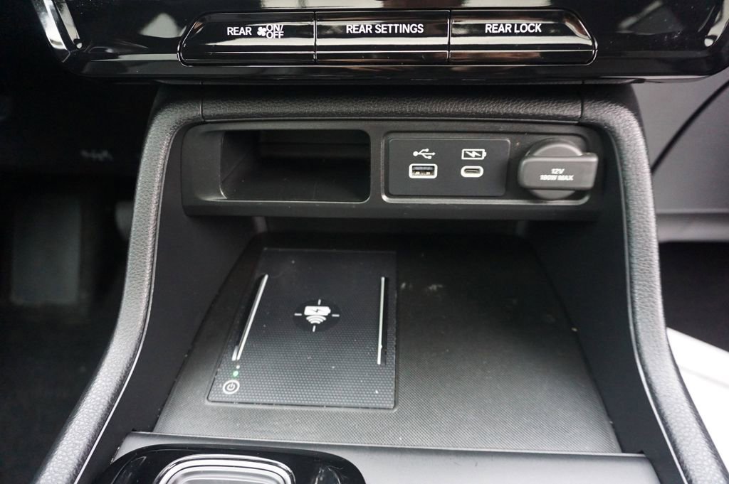 Used 2024 Honda Pilot TrailSport image 14