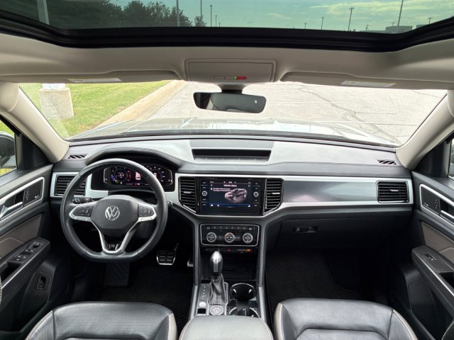 Used 2022 Volkswagen Atlas SEL Premium AWD/4WD image 13