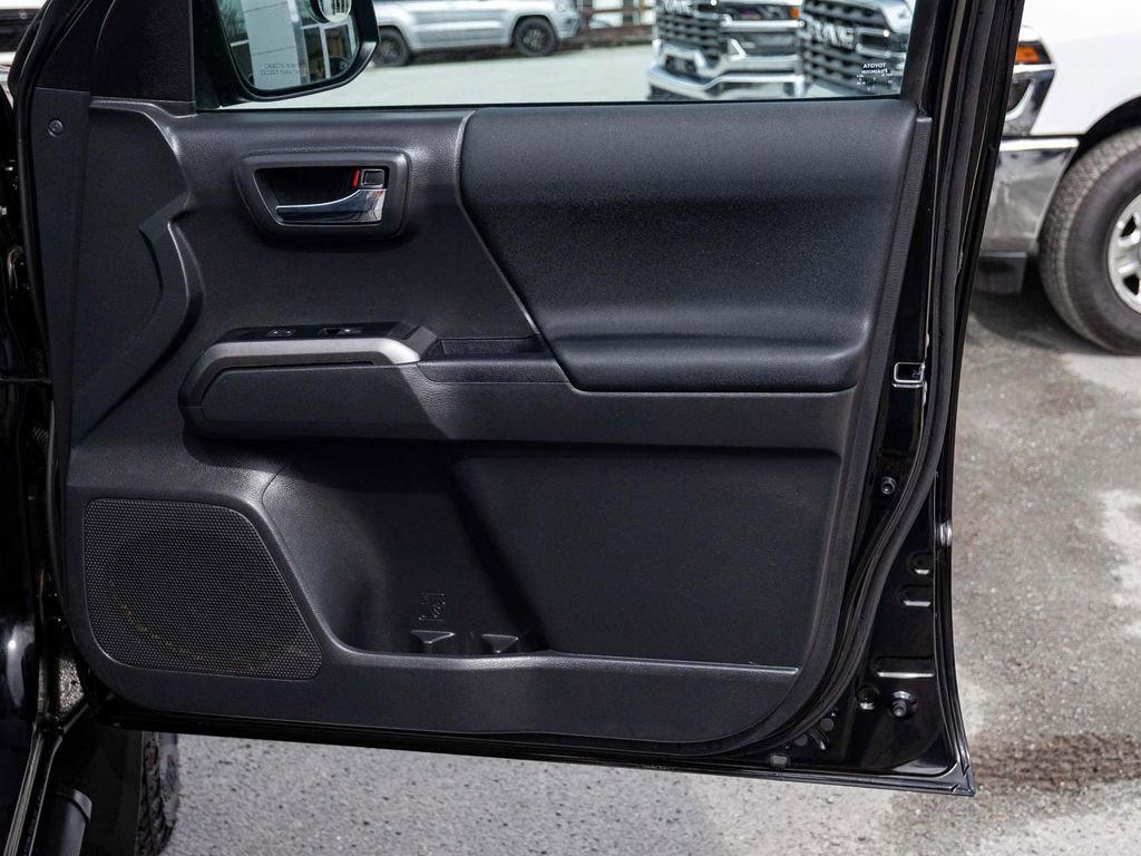 Used 2023 Toyota Tacoma TRD Off-Road w/ Black Out Package (TMS) image 13