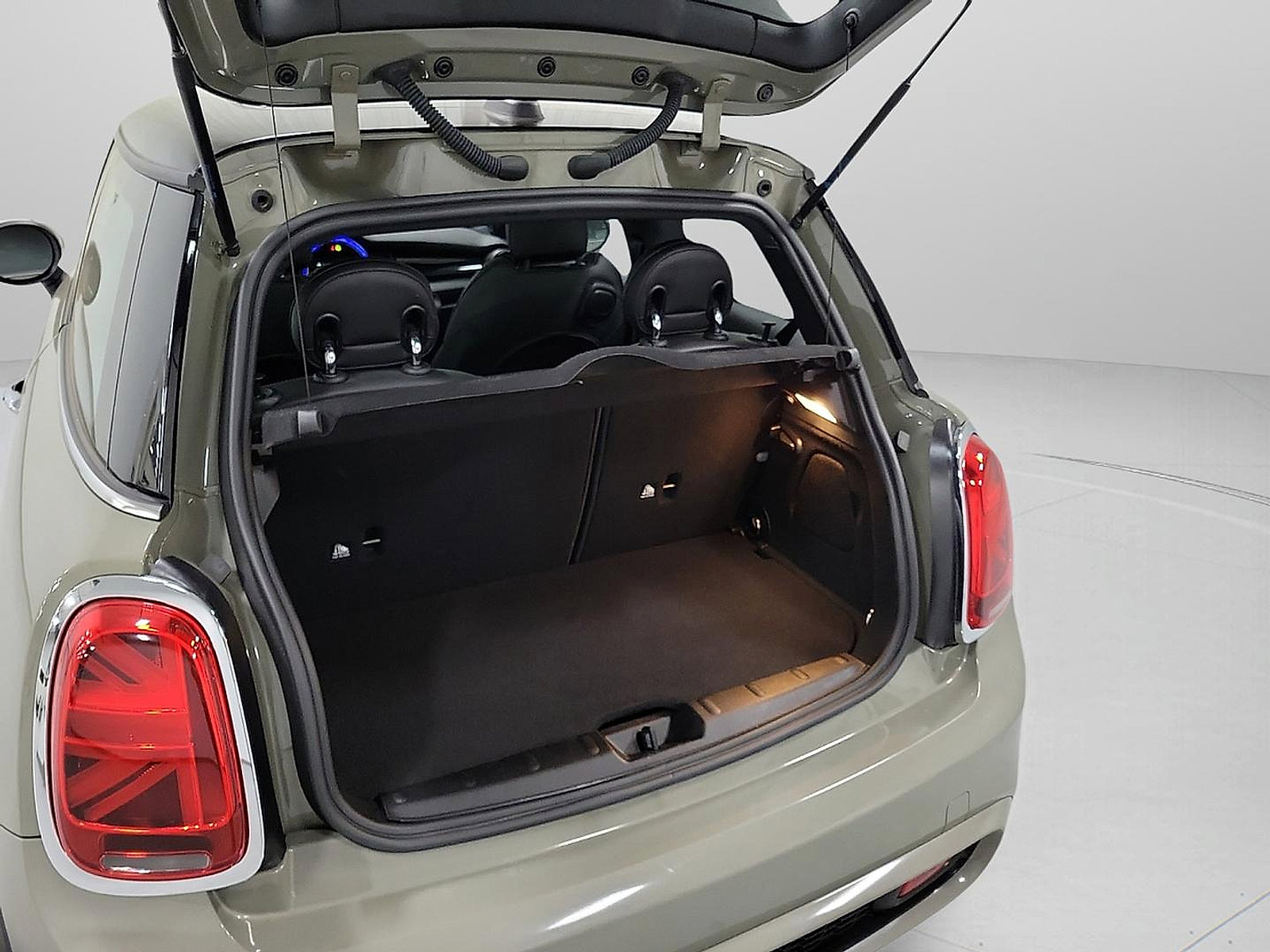 Used 2021 MINI Cooper S w/ 6.5" Touchscreen Package image 7