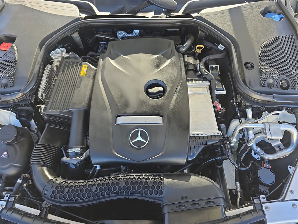 Used 2018 Mercedes-Benz E 300 image 34