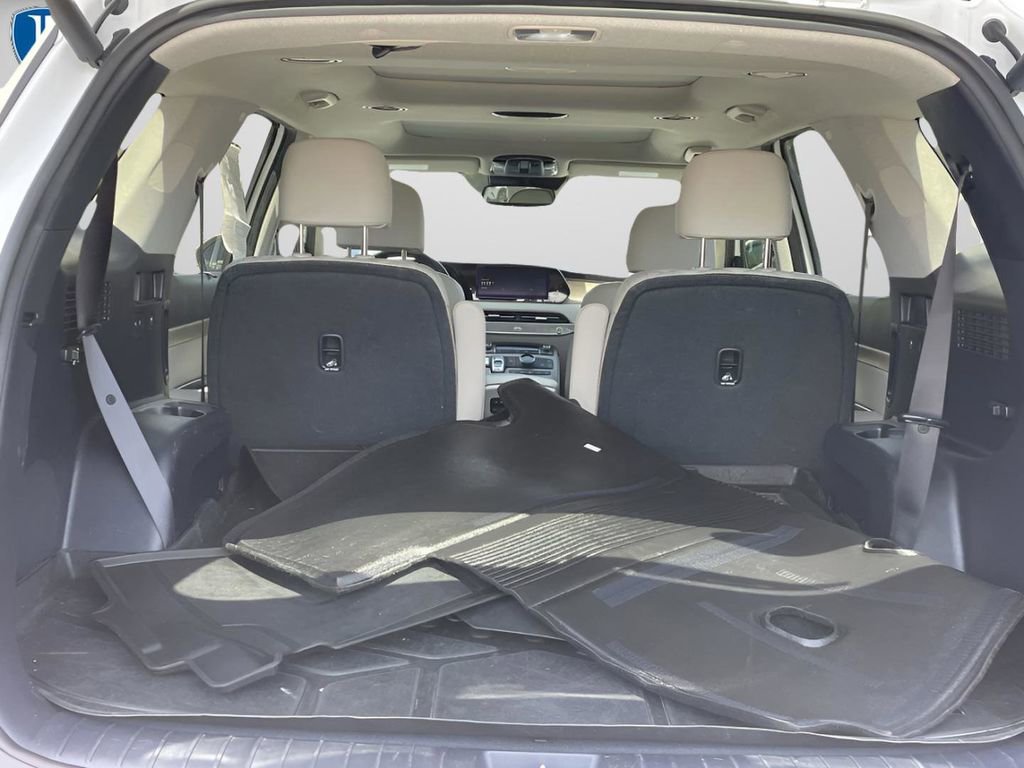Used 2022 Hyundai Palisade Limited FWD image 11