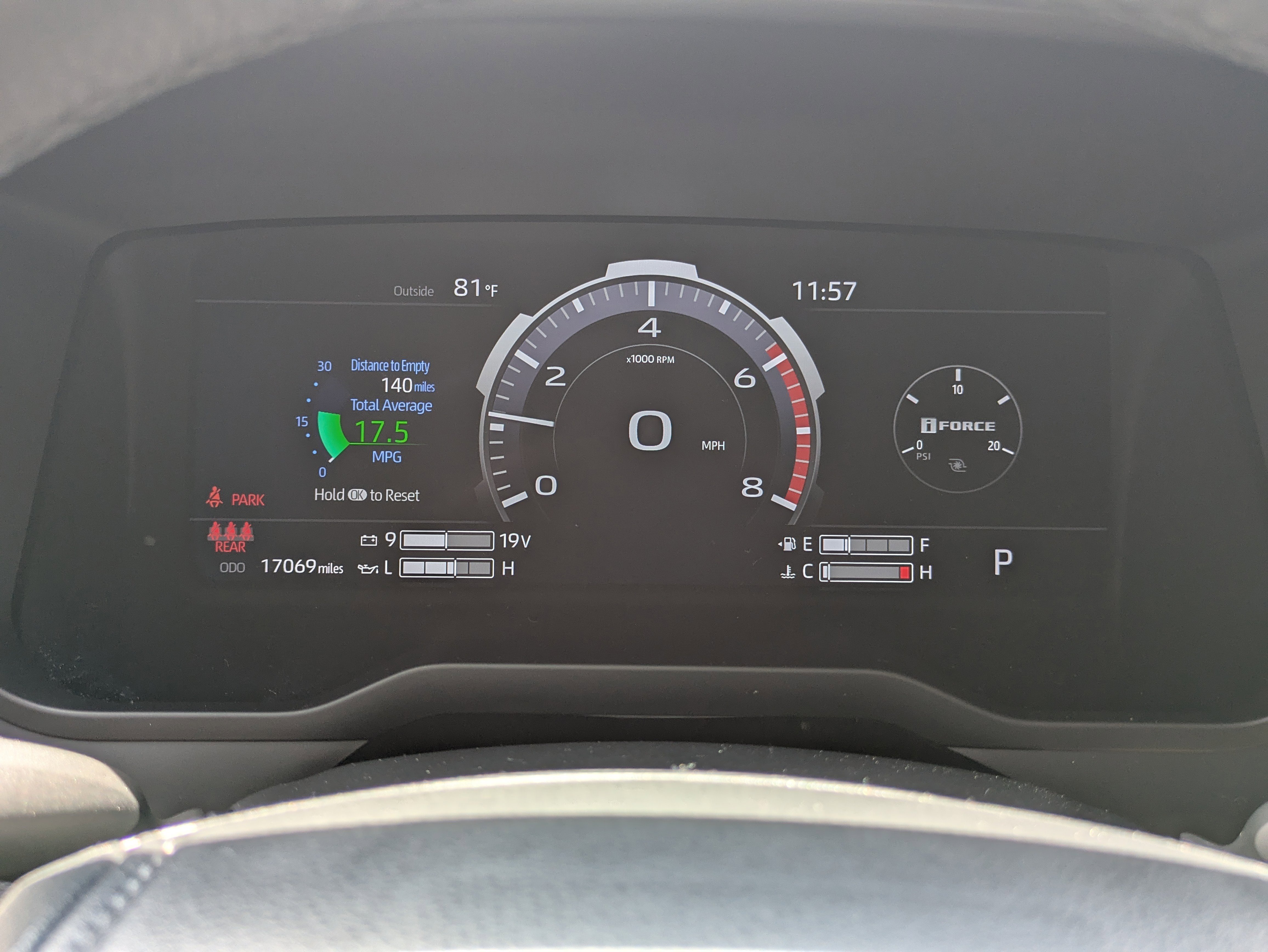 Used 2024 Toyota Tundra Limited AWD/4WD image 17