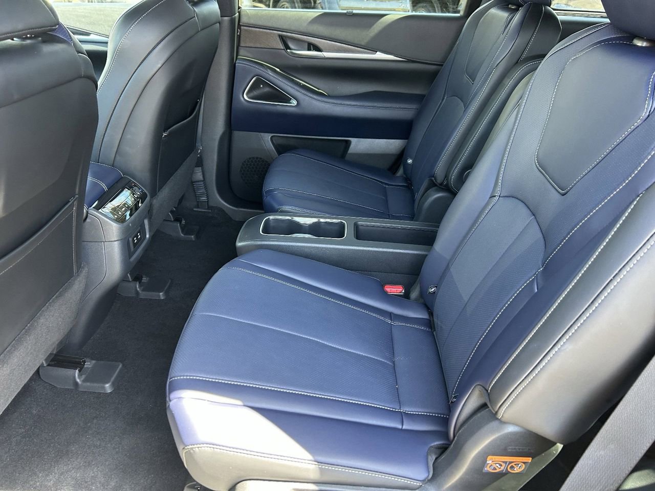 Certified 2026 INFINITI QX60 Sport w/ Dark Cargo Package AWD/4WD image 16