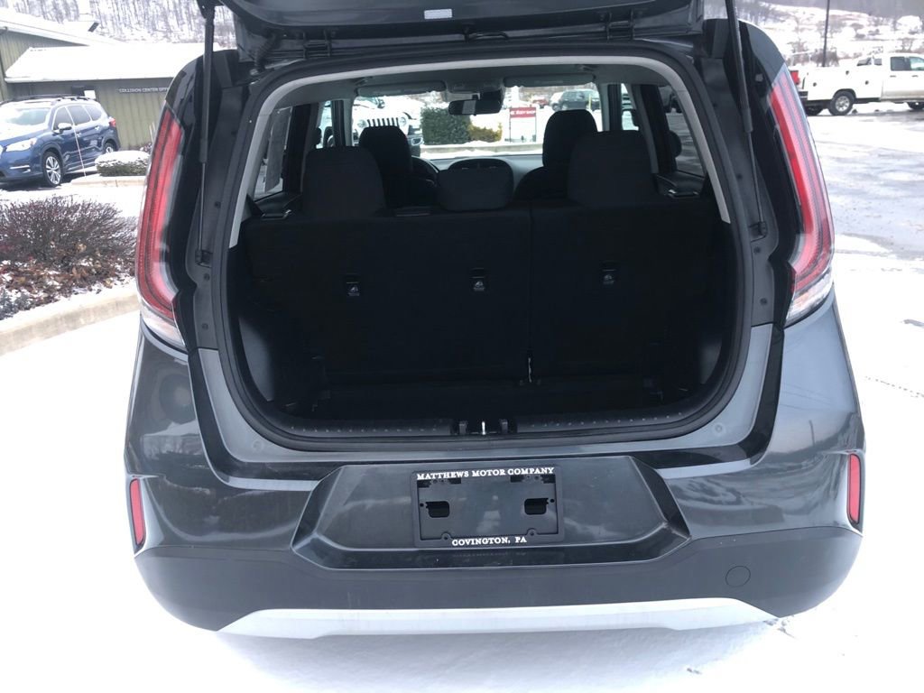Used 2024 Kia Soul LX w/ Option Group 015 image 22