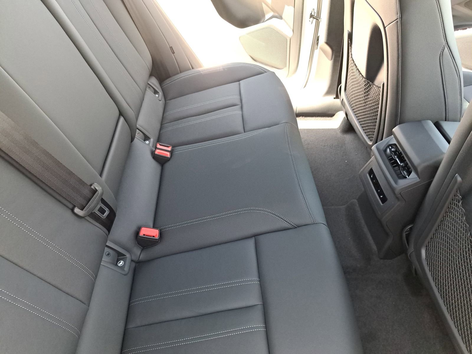 New 2025 Audi Q6 e-tron Premium image 11