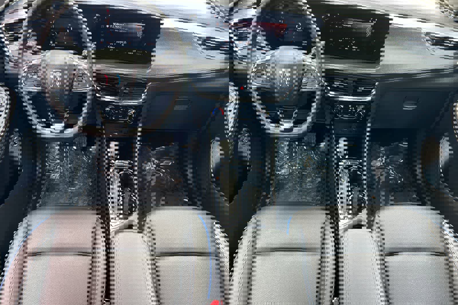 Used 2025 Buick Encore GX Sport Touring w/ Experience Buick Package image 4