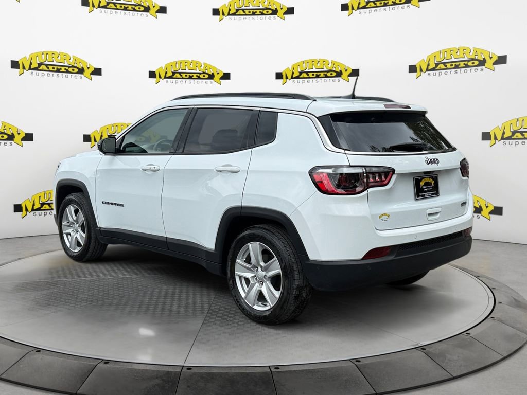 Used 2022 Jeep Compass Latitude w/ Convenience Group FWD image 3