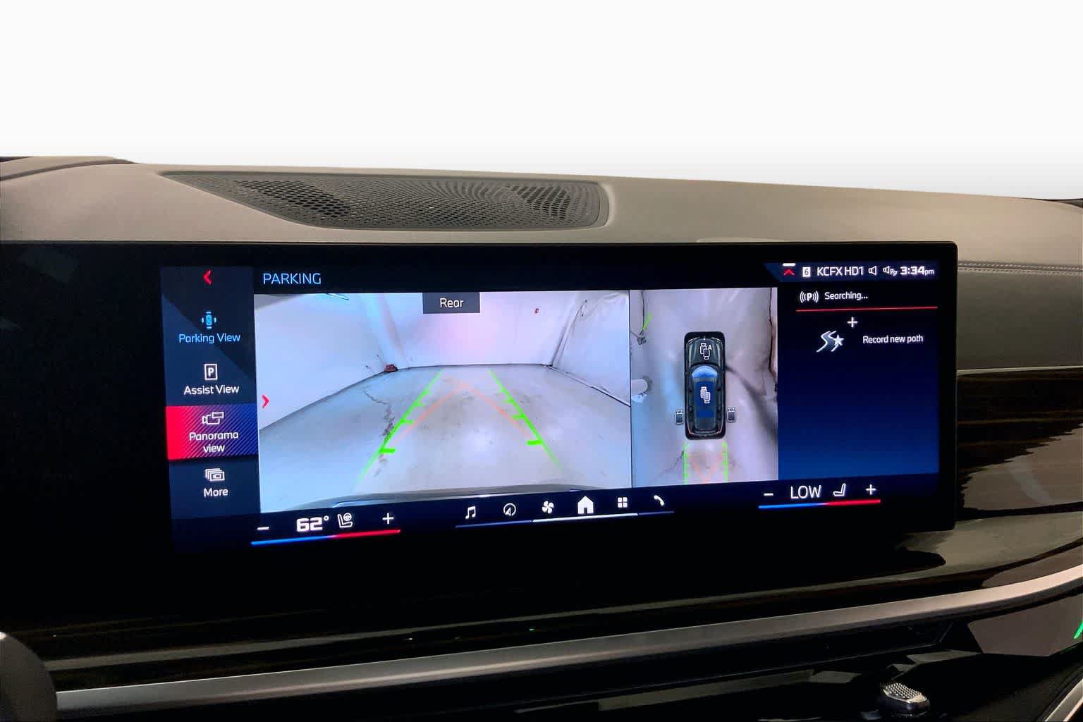 Used 2025 BMW X7 M60i AWD/4WD image 26