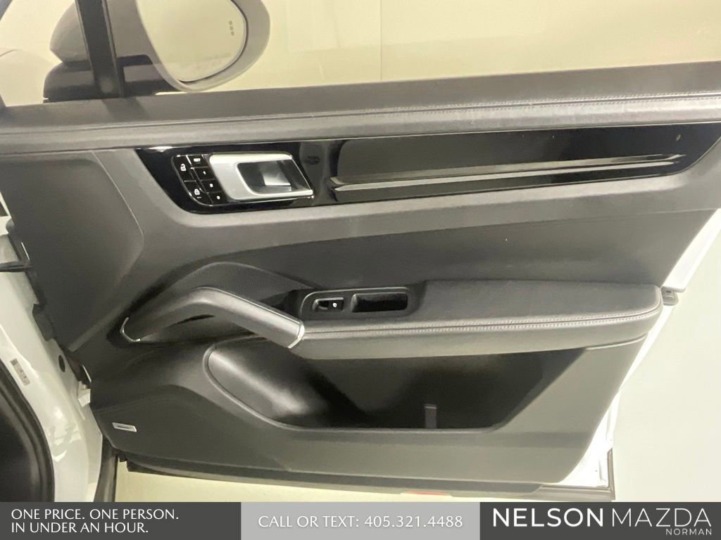 Used 2019 Porsche Cayenne AWD/4WD image 20