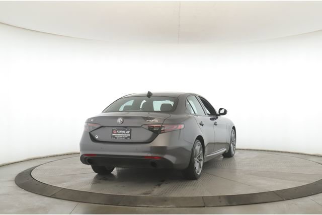 Used 2024 Alfa Romeo Giulia Ti AWD/4WD image 7