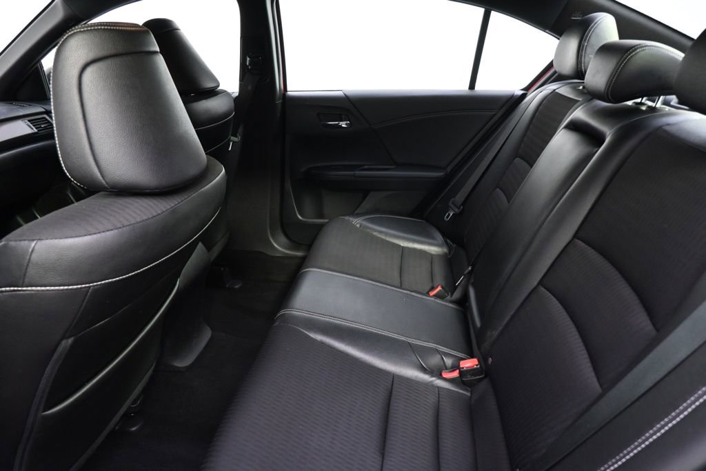 Used 2016 Honda Accord Sport image 16