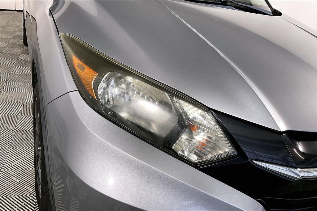 Used 2018 Honda HR-V EX image 26