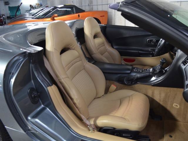 Used 2003 Chevrolet Corvette Convertible w/ Preferred Equipment Group1 image 22