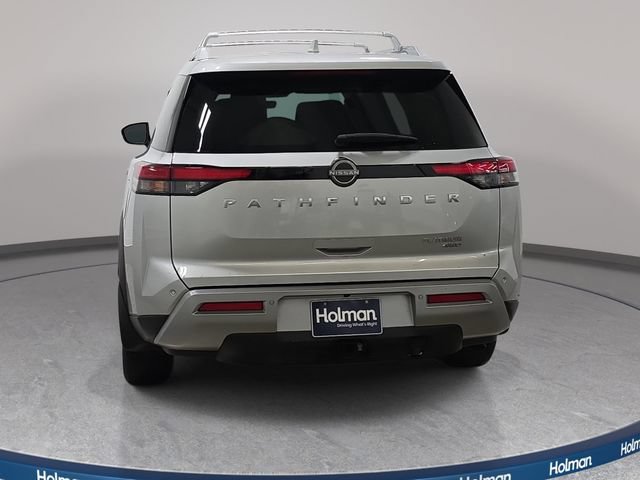 Used 2024 Nissan Pathfinder Platinum w/ Cargo Package AWD/4WD image 7