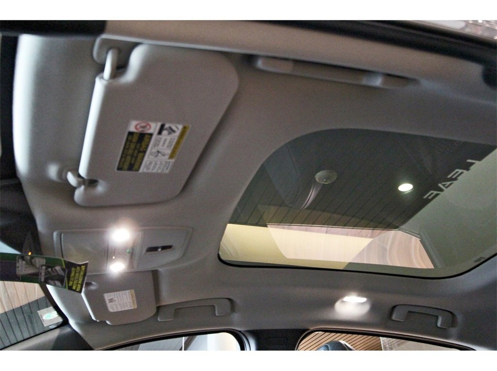 New 2026 Nissan Leaf Platinum+ w/ Cargo Package (Platinum+) image 31