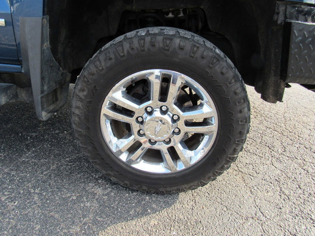 Used 2016 Chevrolet Silverado 2500 High Country w/ Duramax Plus Package AWD/4WD image 10