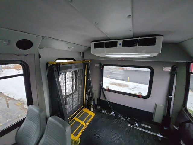 Used 2013 Chevrolet Express 3500 w/ Shuttle Bus Package RWD image 27