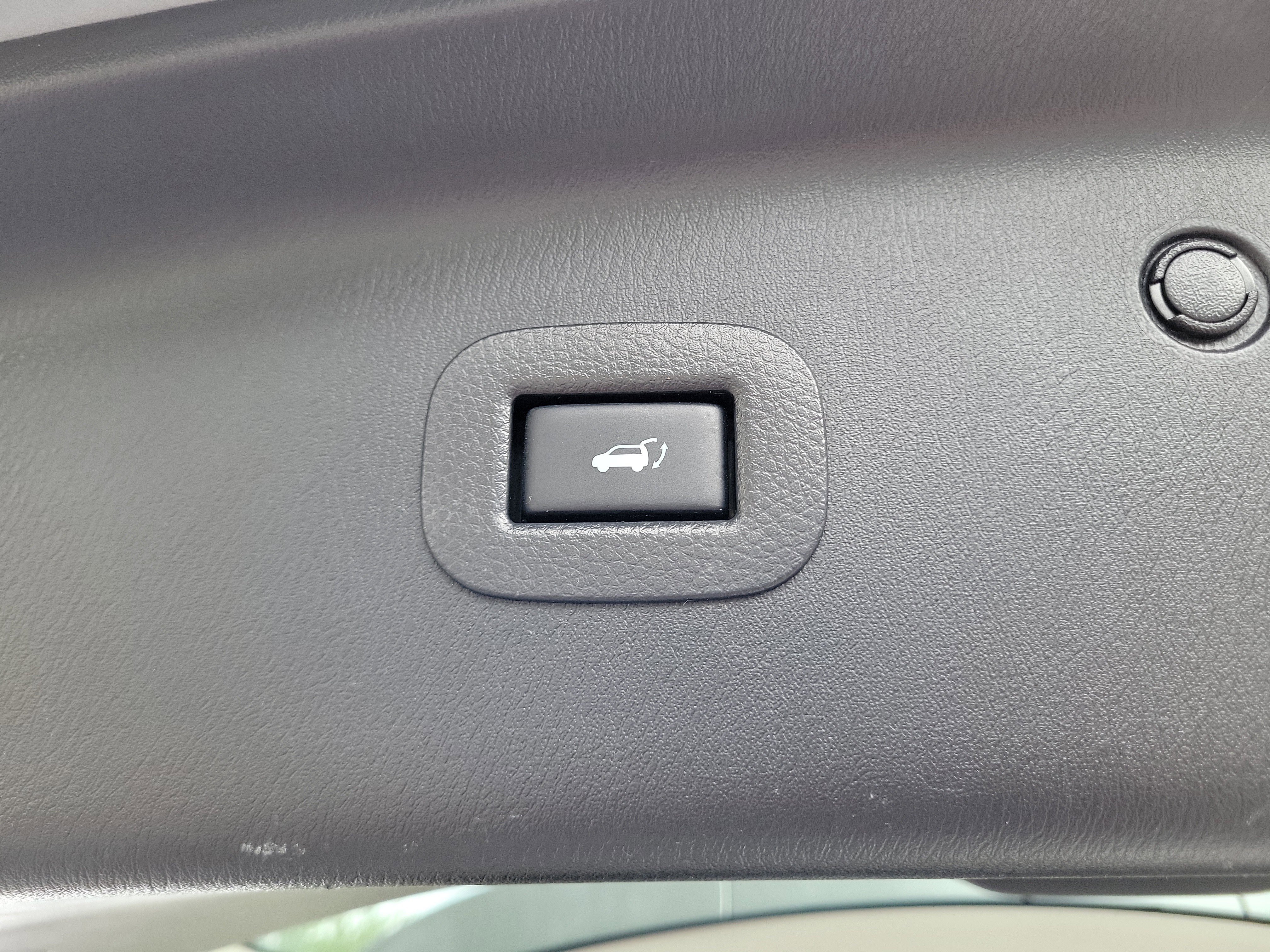 Used 2017 INFINITI QX80 2WD image 15