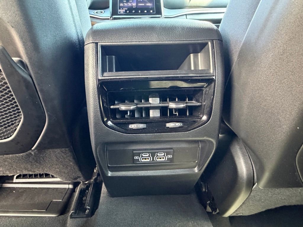 Certified 2024 Jeep Grand Cherokee Laredo w/ MOPAR Finishing Package RWD image 32