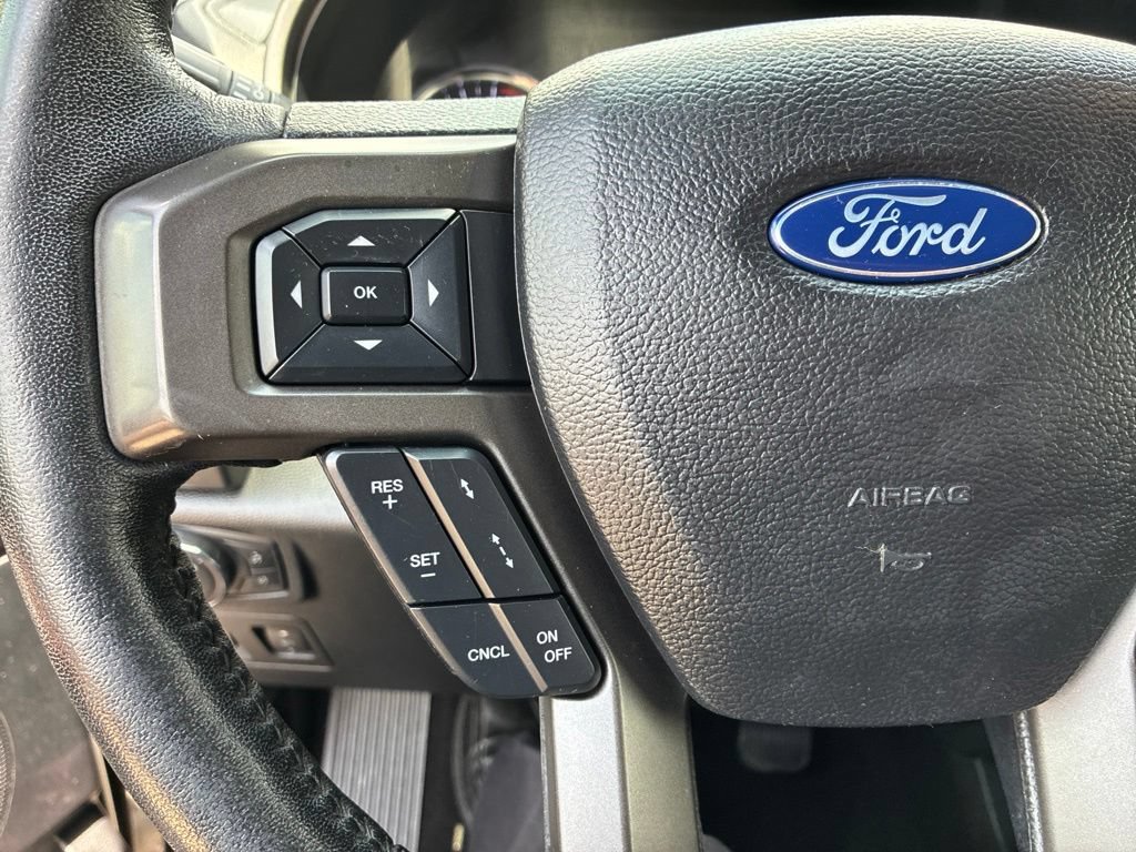 Used 2019 Ford Expedition XLT w/ Equipment Group 202A RWD image 23