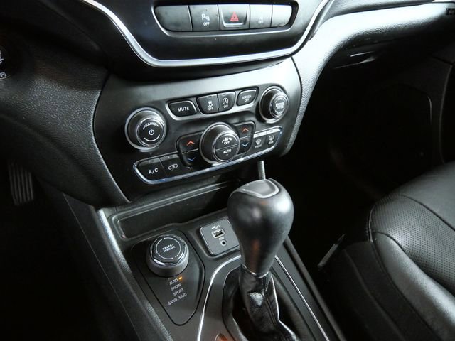 Used 2021 Jeep Cherokee Latitude Lux 80th Anniv w/ Quick Order Package 26U 80TH AWD/4WD image 18