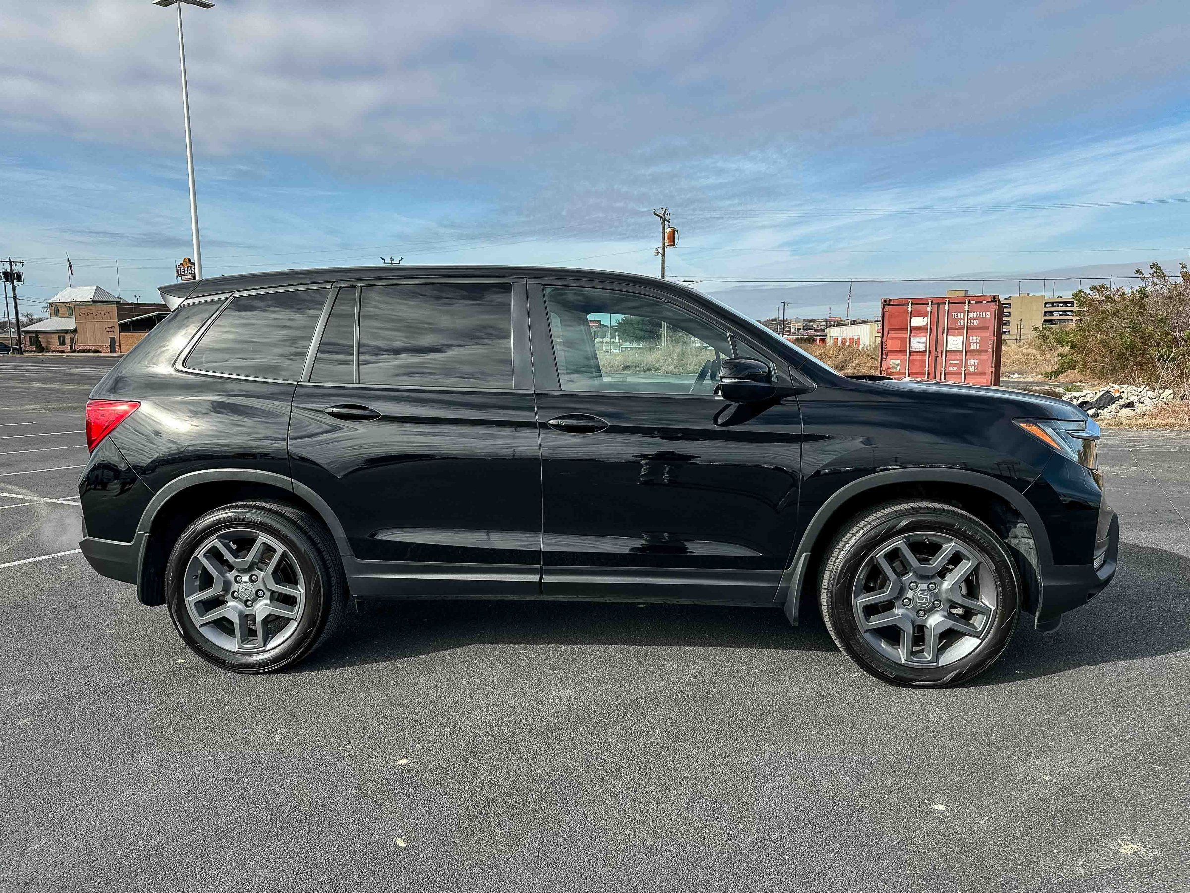 Certified 2023 Honda Passport EX-L image 5