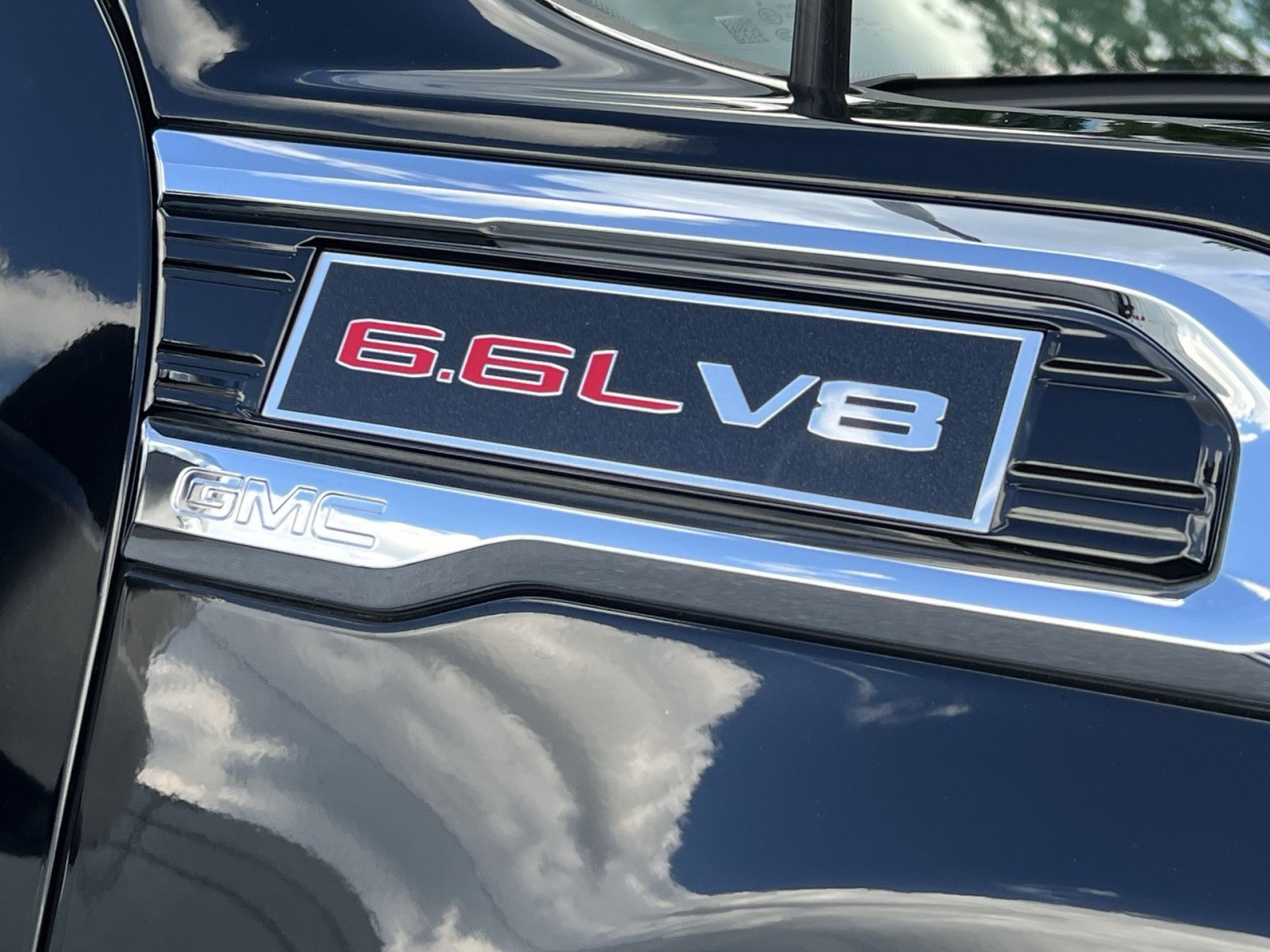 Used 2022 GMC Sierra 2500 Denali w/ Denali Ultimate Package AWD/4WD image 35