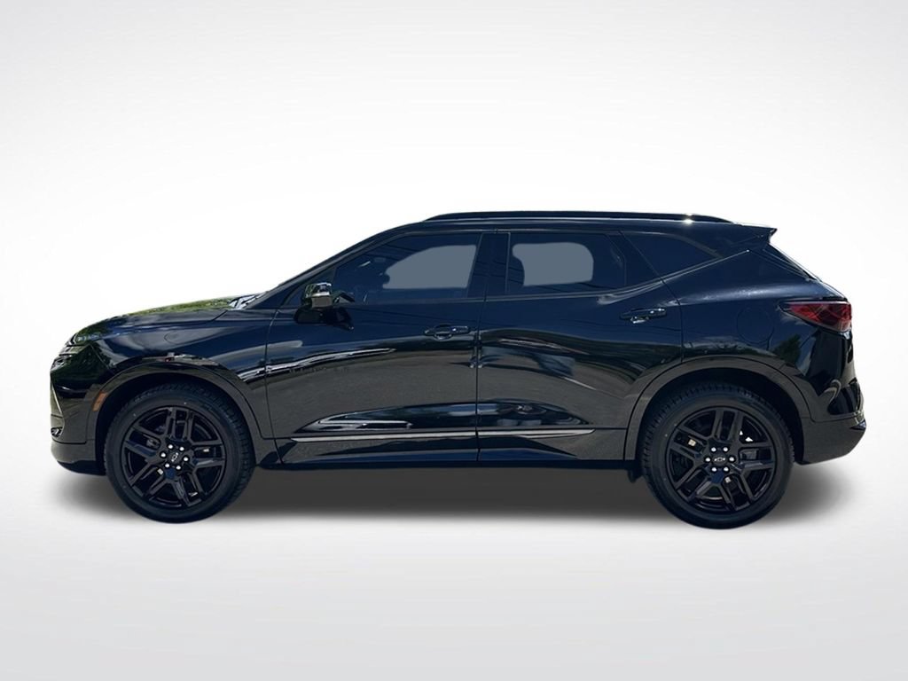 Certified 2024 Chevrolet Blazer RS w/ Driver Confidence II Package AWD/4WD image 2