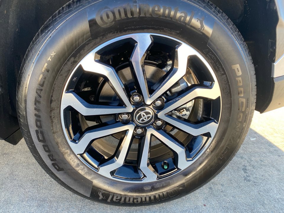 Used 2024 Toyota Corolla Cross AWD Hybrid image 26