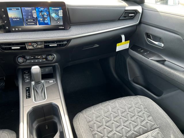 New 2026 Nissan Kicks SV w/ SV Premium Package image 24