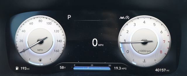 Used 2021 Hyundai Santa Fe Limited AWD/4WD image 10