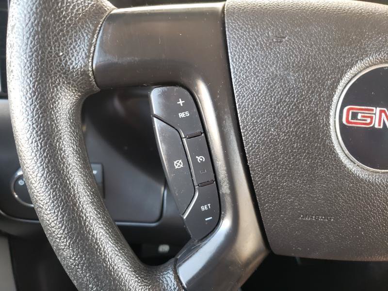 Used 2014 GMC Savana 2500 RWD image 16