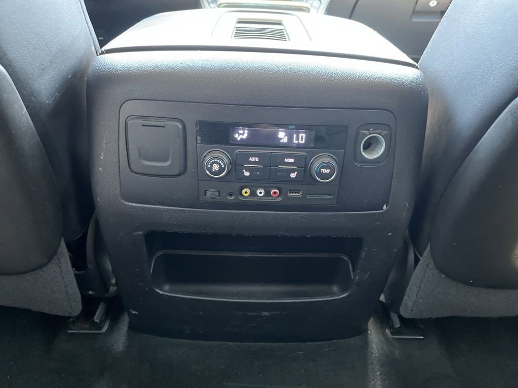 Used 2016 GMC Yukon Denali w/ Open Road Package image 27