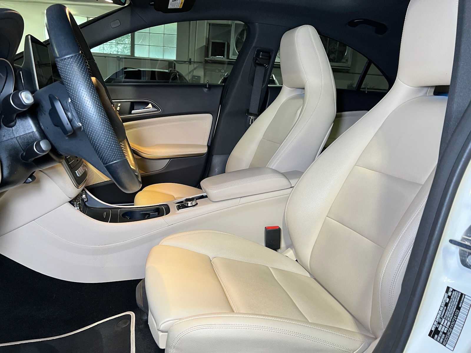 Certified 2019 Mercedes-Benz CLA 250 4MATIC image 24