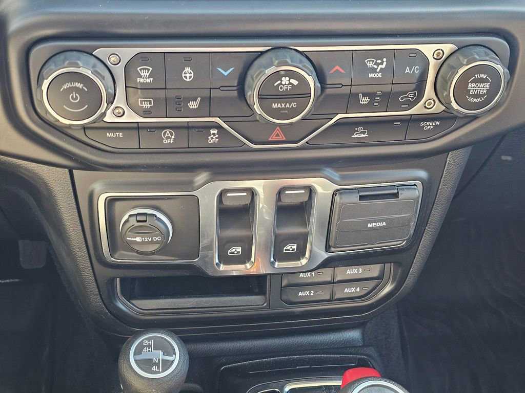 Used 2022 Jeep Wrangler Willys image 28